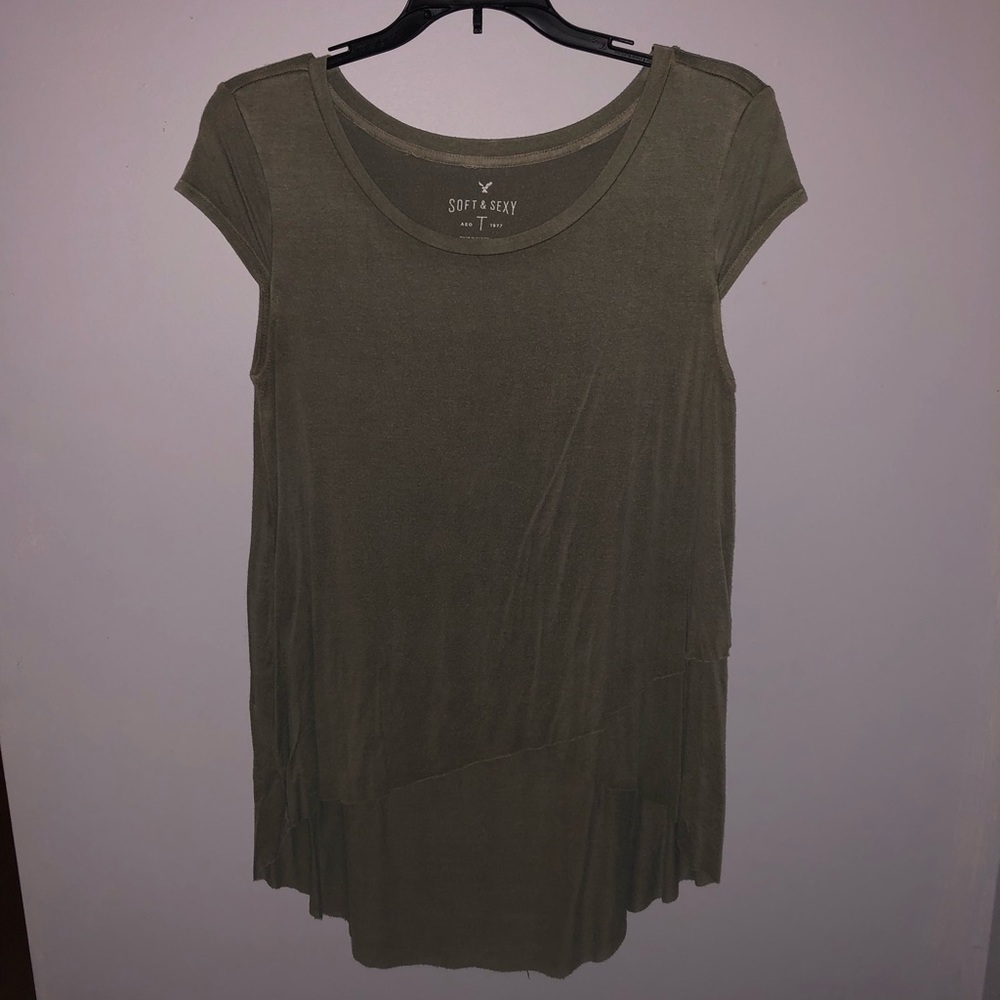 Soft and sexy American eagle tee